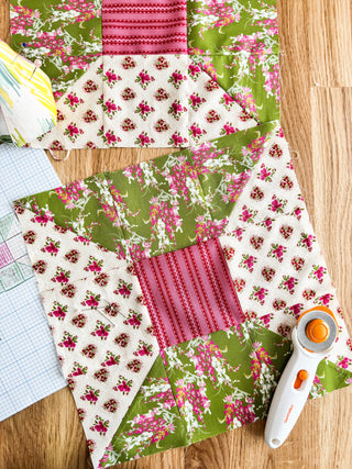 Bari J. Quilt Block Series - Spool Block